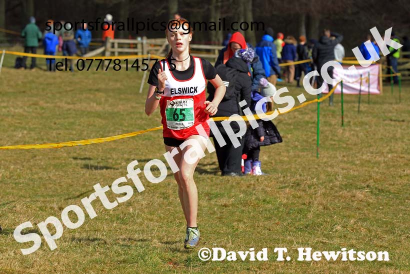 Girls under-15s Start Fitness NEHL, Alnwick, Northumberland. Photo: David T. Hewitson/Sports for All Pics